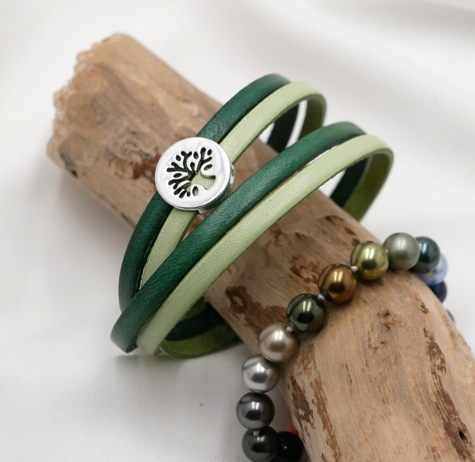 Pulsera árbol de la vida en doble cuero personalizada por grabado