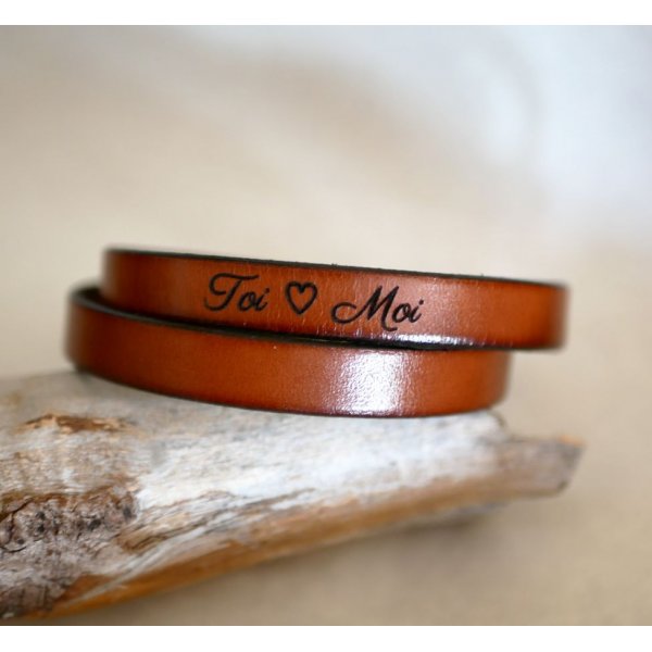 Pulsera de cuero de doble vuelta para pap&aacute; personalizable mediante grabado