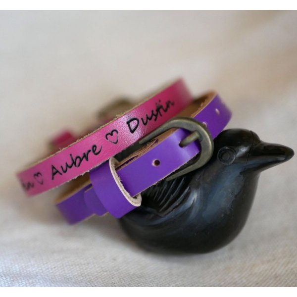 Pulsera de cuero grabada de una vuelta para personalizar mixta adulto ni&ntilde;o
