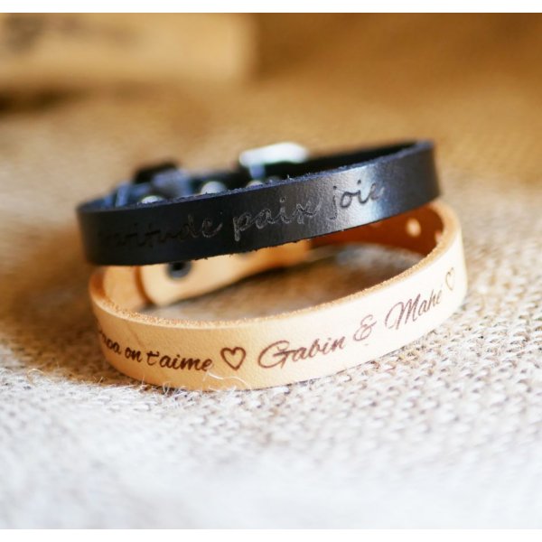 Pulsera de cuero grabada con hebilla de plata personalizable mediante grabado