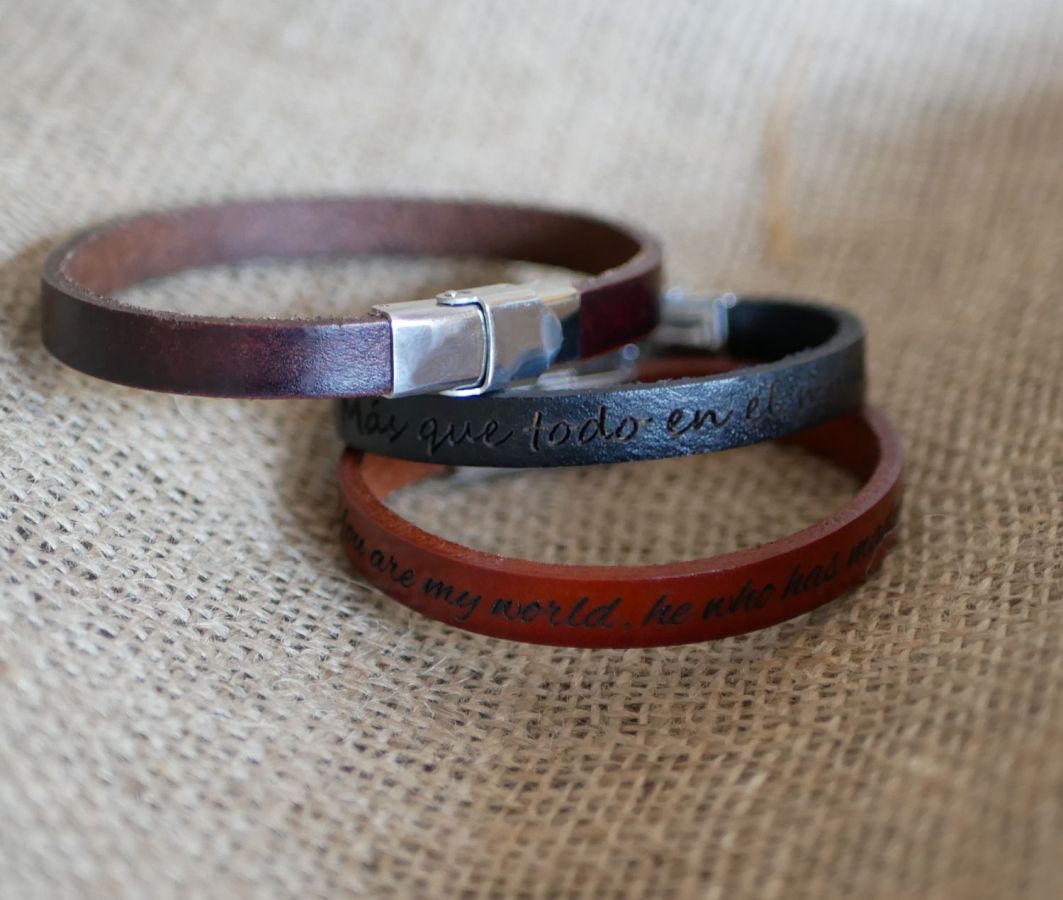 Pulsera de cuero mixto 9mm cierre ajustable