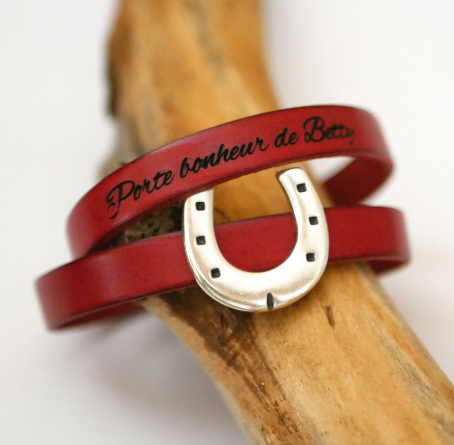 Correa de piel personalizable con diseño de herradura de una o dos vueltas