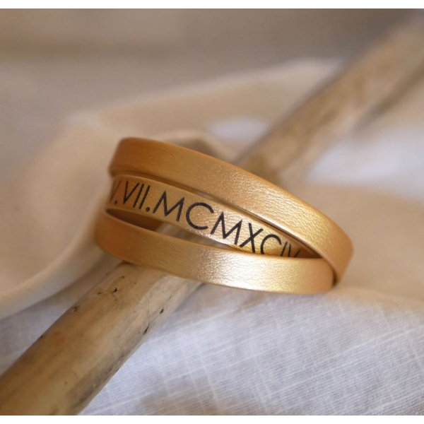 Pulsera de cuero mujer triple vuelta para personalizar el color y el grabado 