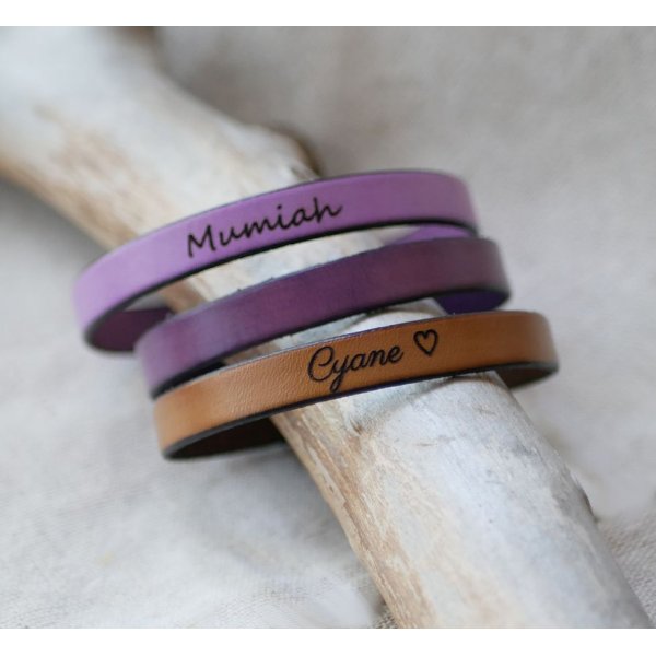 Pulsera de cuero personalizable mediante grabado elegante cierre magn&eacute;tico