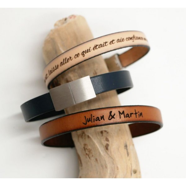 Pulsera de cuero personalizable mediante grabado elegante cierre magn&eacute;tico
