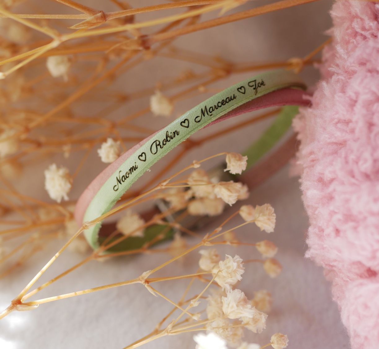 Pulsera dúo de cuero cruzada personalizada para niña o mujer 