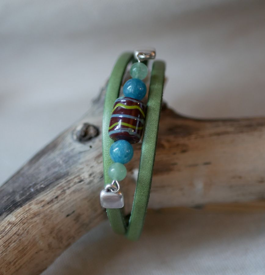 Pulsera cuero y ceramica mujer olivino verde triple vuelta para personalizar 