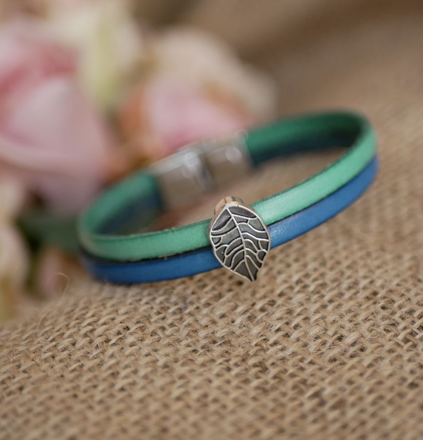 Pulsera dúo de cuero para mujer y hoja de plata, personalizable