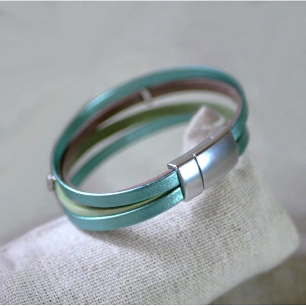 Pulsera brazalete de piel con dise&ntilde;o Ginkgo para personalizar 