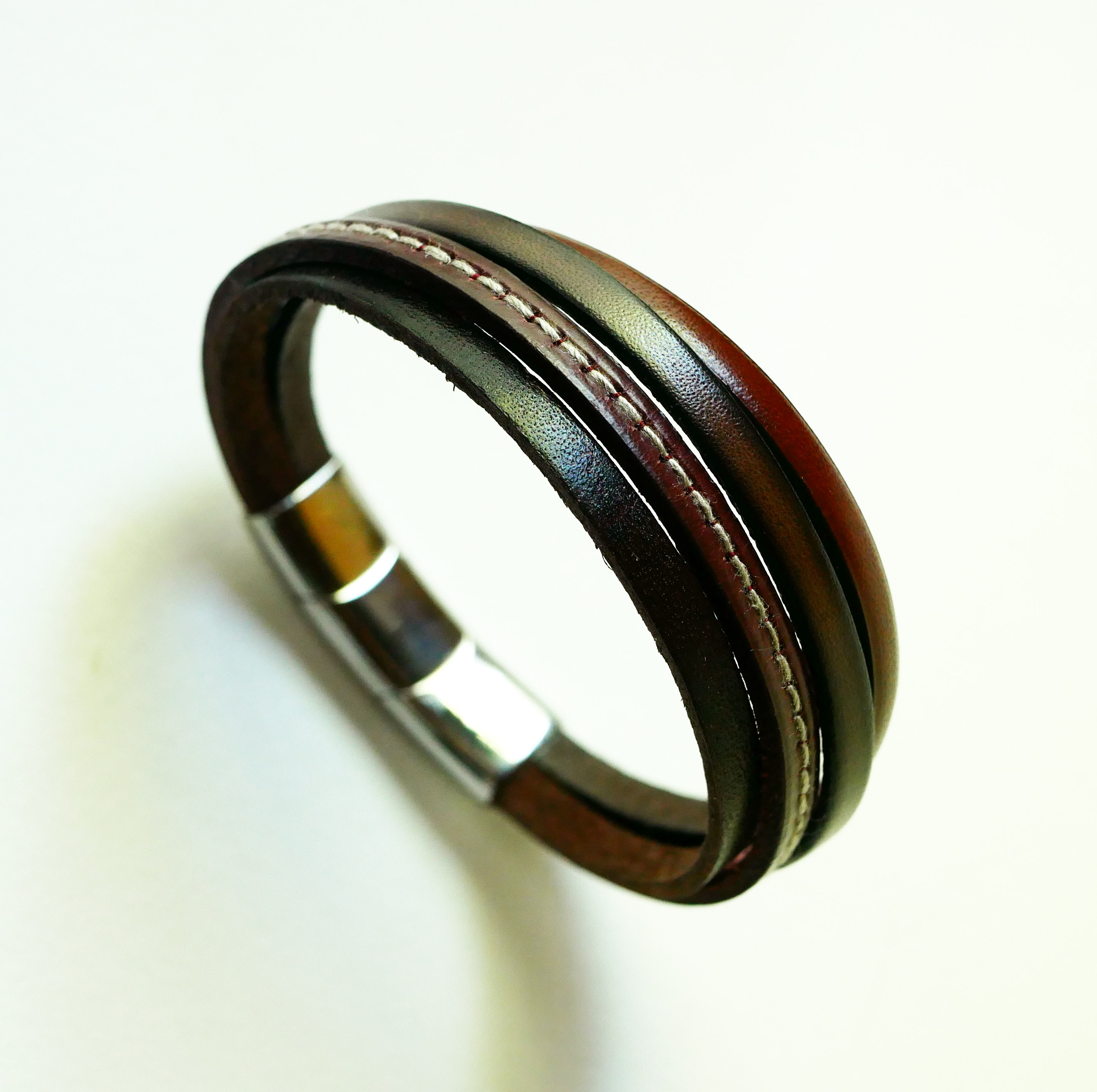 Pulsera brazalete de cuero marrón para hombre