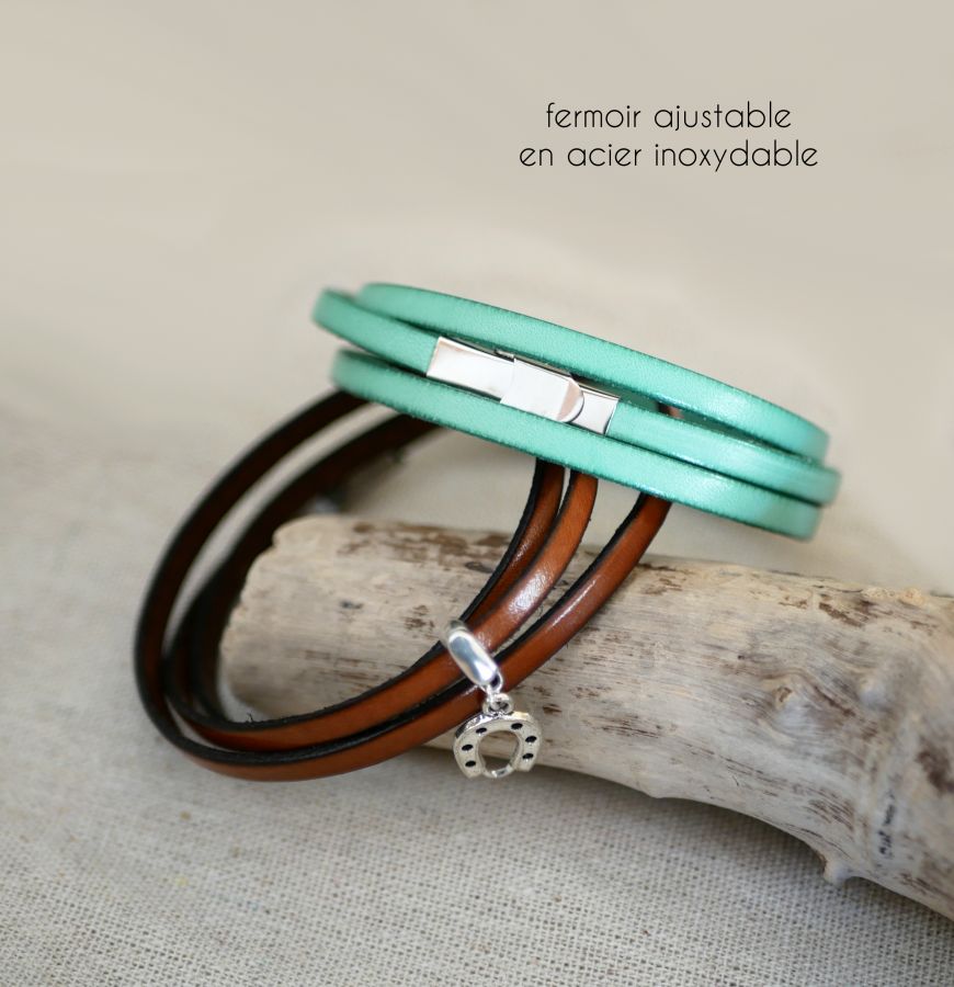 Pulsera con colgante de cuero de 3 vueltas, personalizable mediante grabado