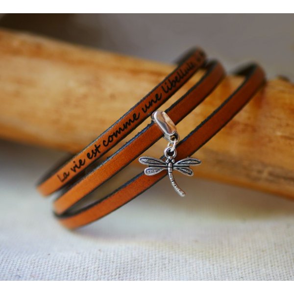 Pulsera con colgante de cuero de 3 vueltas, personalizable mediante grabado