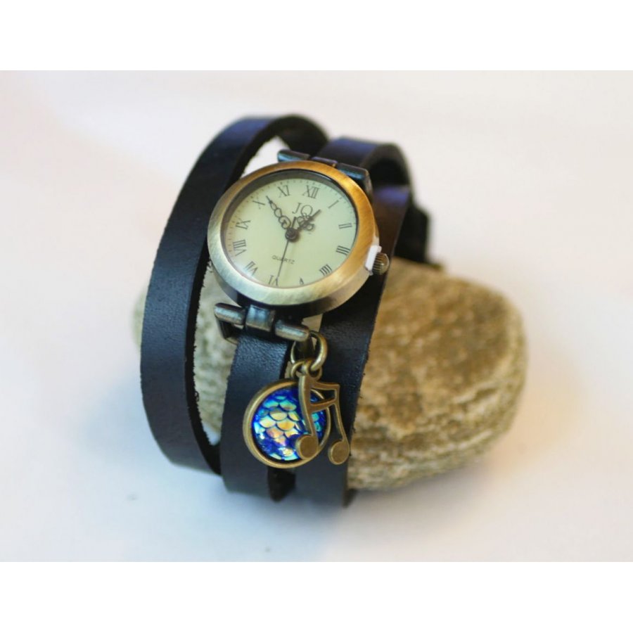 Reloj pulsera de piel con cabujón de escamas azules
