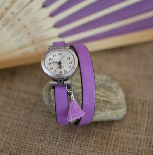 Reloj pulsera cuero Lila 2 o 3 vueltas con pomp&oacute;n