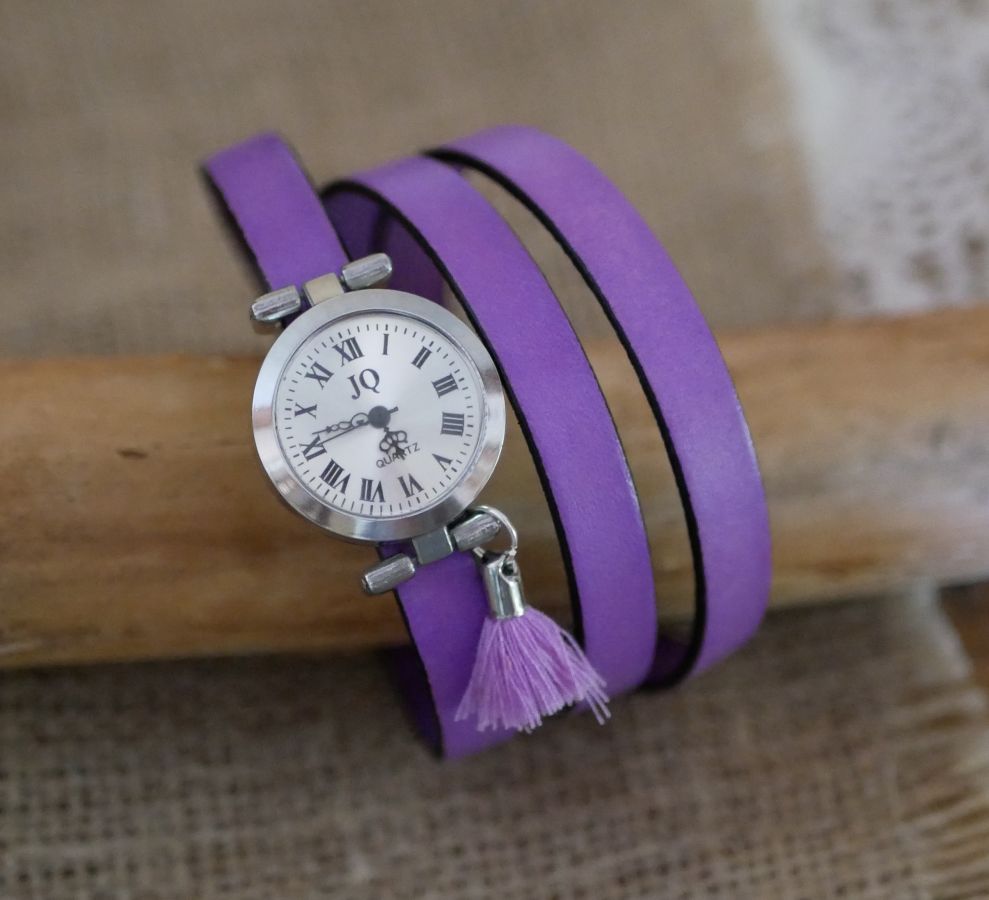 Reloj pulsera cuero Lila 2 o 3 vueltas con pompón