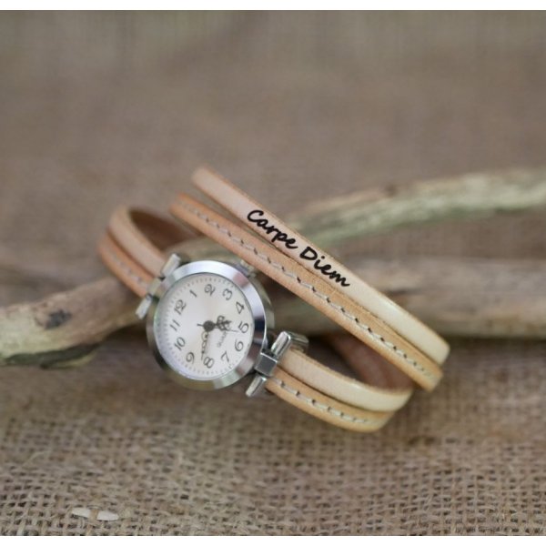 Reloj con doble correa de piel con pespunte natural y un segundo color a elegir para personalizarlo 