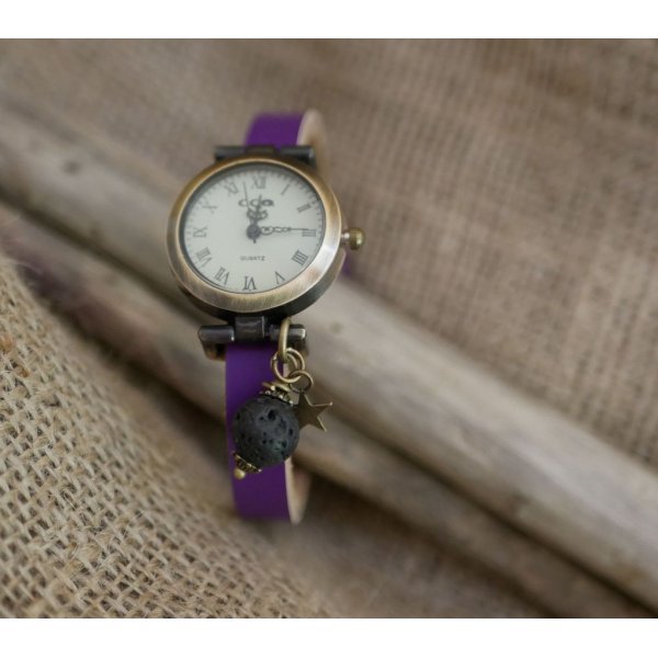 Reloj con colgante de piedra de lava y correa de piel a elegir