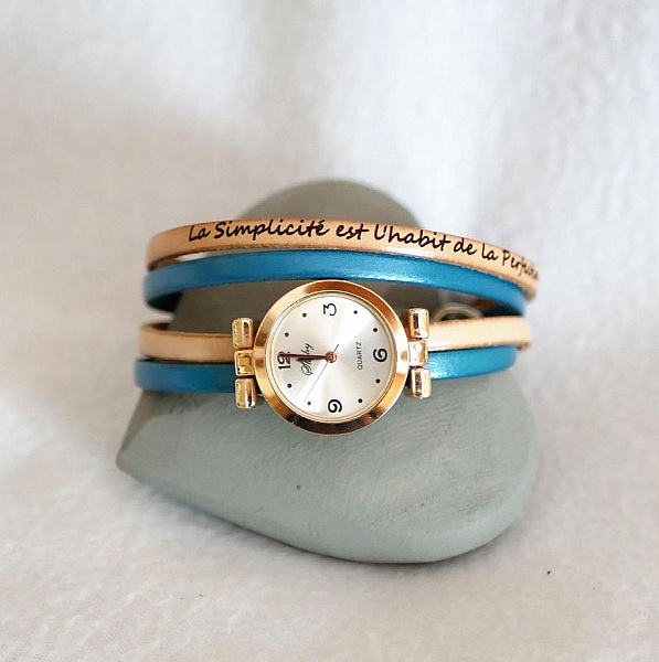 Reloj con esfera de oro rosa y pulsera de doble vuelta para personalizar