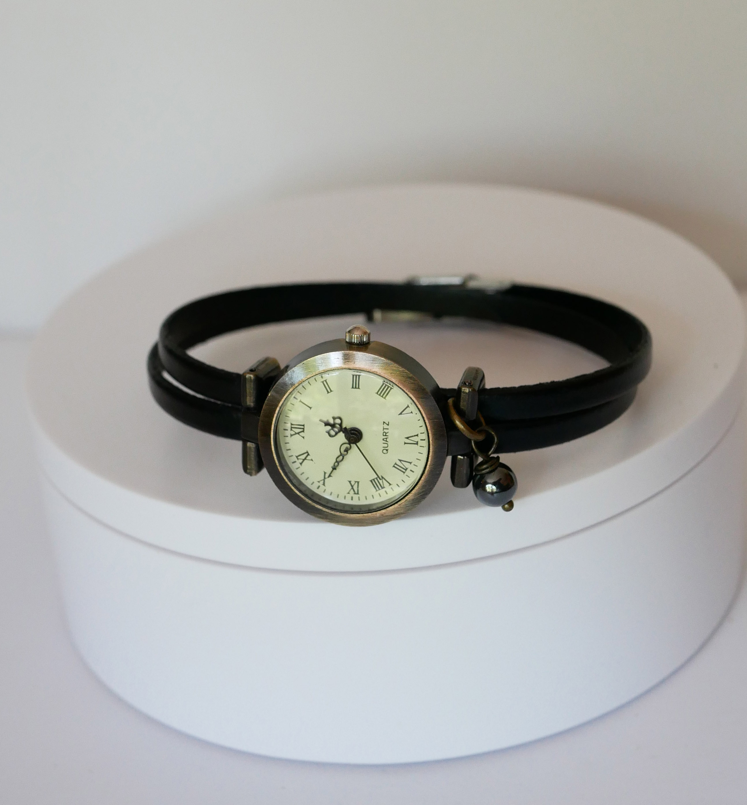 Reloj de se&ntilde;ora con correa de piel doble en varios colores 