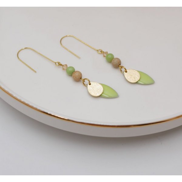 Juego de pendientes y pulsera de cuero con lentejuelas verde almendra