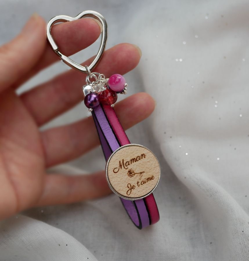 Llavero doble de piel con tapa de madera personalizada