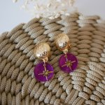 Pendientes de clip fucsia de la colecci&oacute;n "Les nacr&eacute;es 