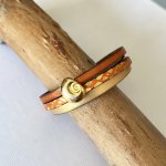 Pulsera brazalete de oro para mujer Oro y concha naranja