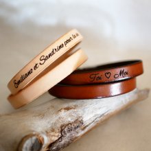 Pulsera de cuero para hombre con dos muñecas, personalizable mediante grabado