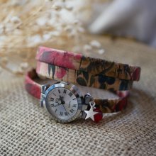 Reloj pulsera de corcho floreado con charm de perla roja 