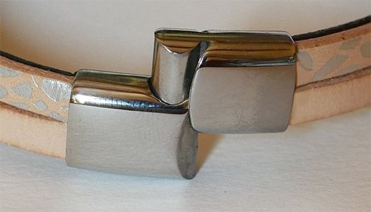 Acero, con extensión (+ 1.80 €)